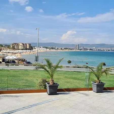 Ξενοδοχείο με διαμερίσματα Sea View Private Paradiso B 508 4*