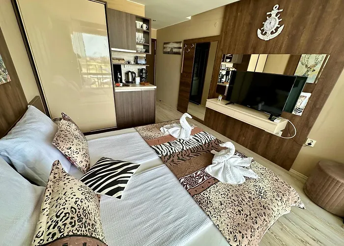 Sea View Private Paradiso B 508 Апартхотел 4*