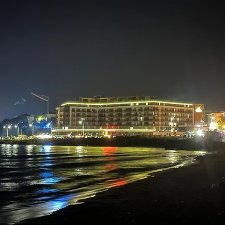 Lägenhetshotell Sea View Private Paradiso B 508 4*